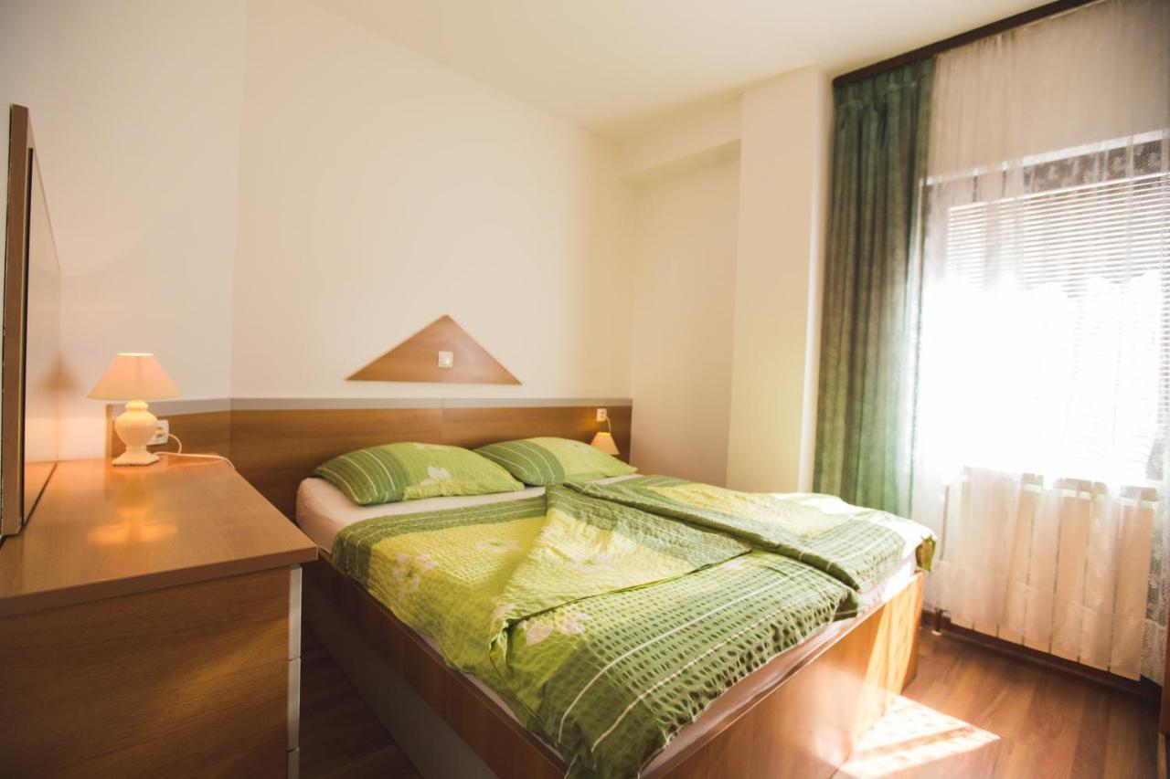 Apartmani Nada & Darko, Kampor, Rab, Hrvatska Екстер'єр фото